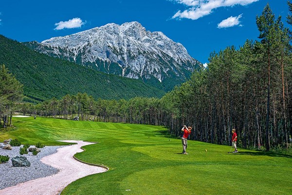 Obrázky: GOLF, nástěnný kalendář 485x340 mm, Obrázek 8